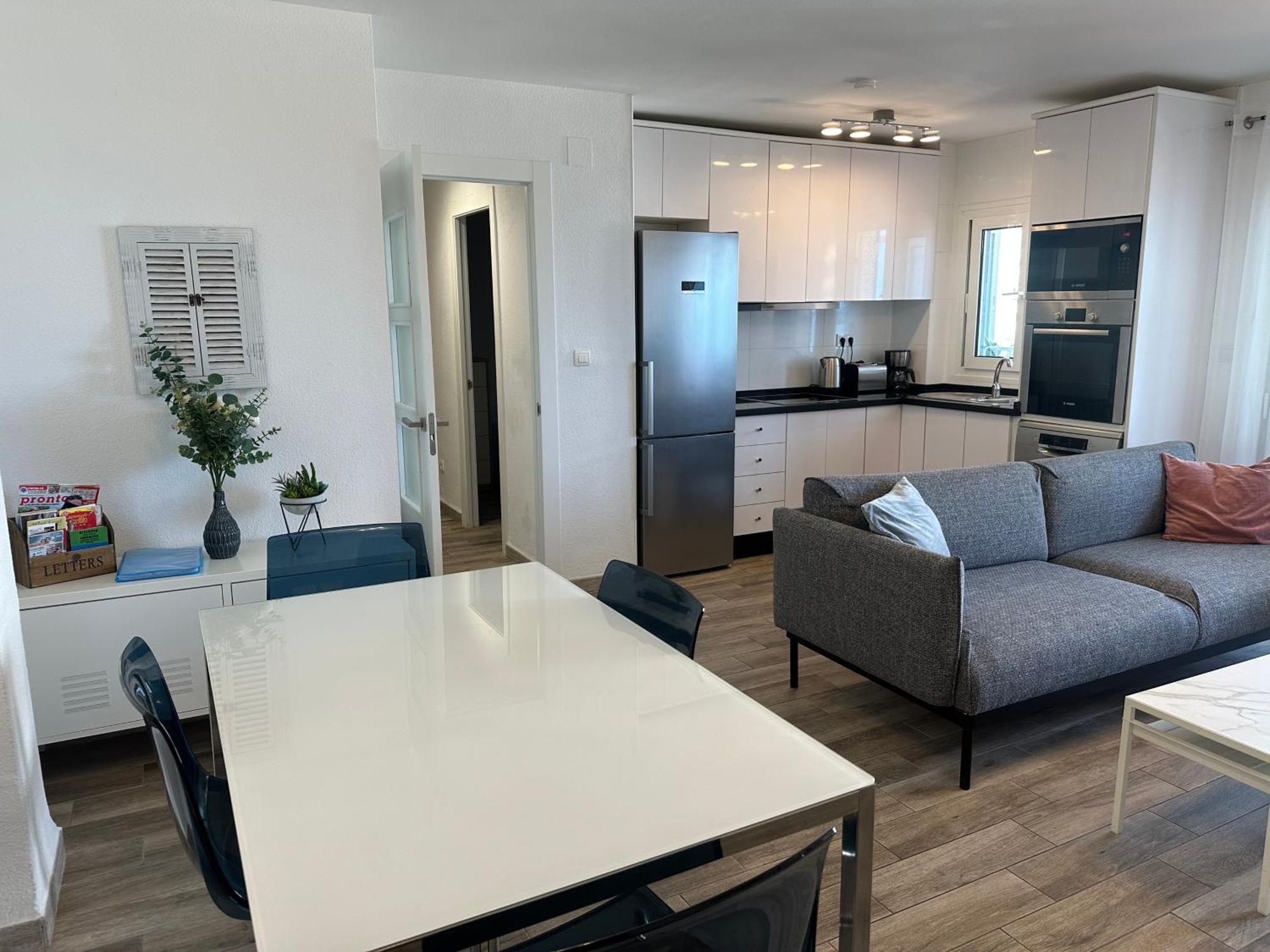 Luxury Beachfront Apartment In Benalmadena Costa Екстериор снимка