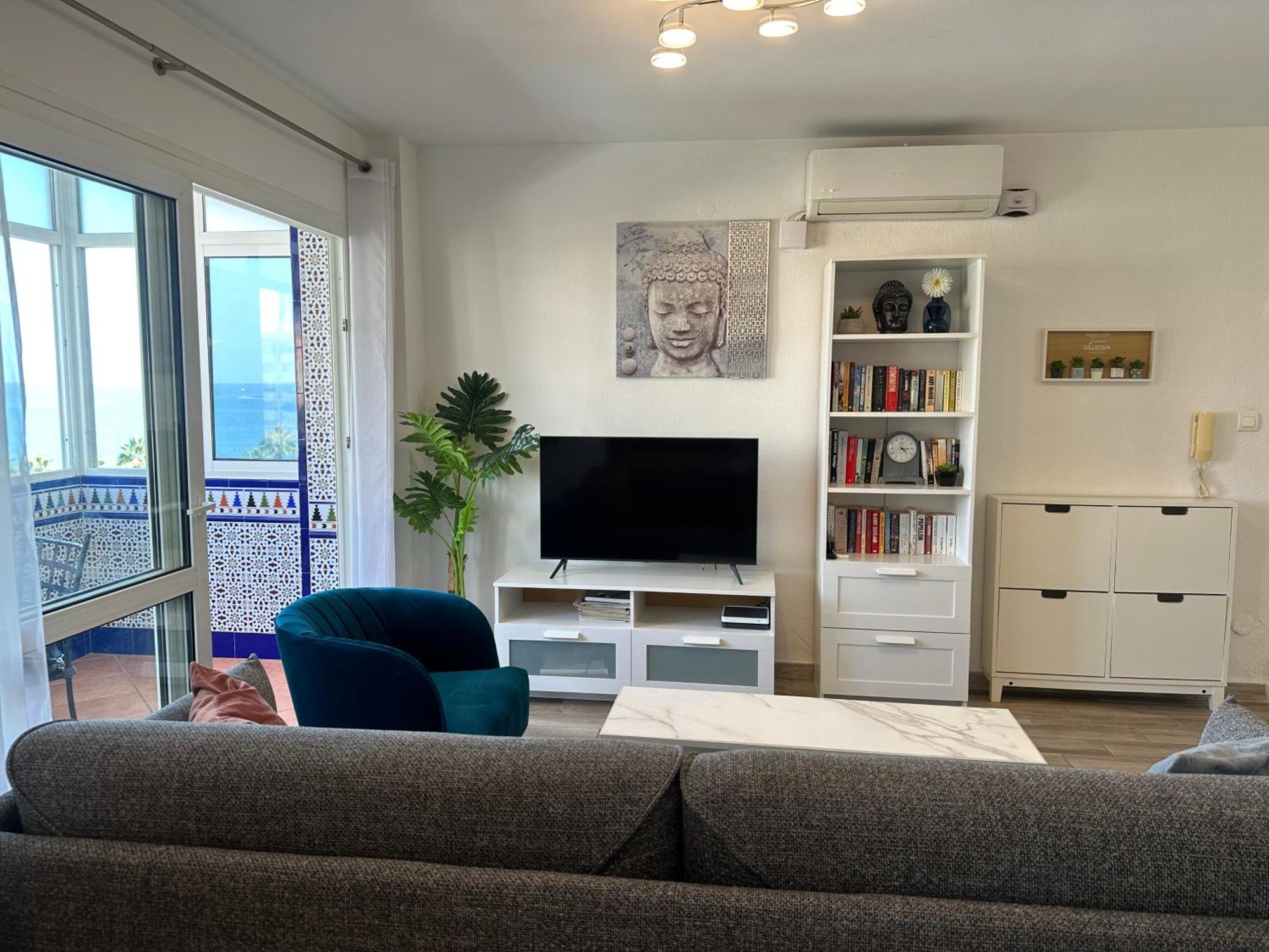 Luxury Beachfront Apartment In Benalmadena Costa Екстериор снимка