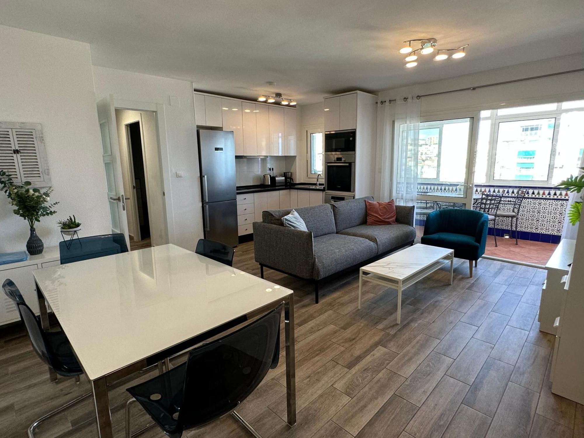 Luxury Beachfront Apartment In Benalmadena Costa Екстериор снимка