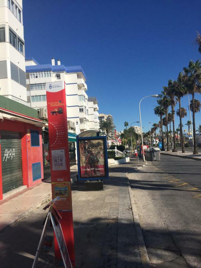 Luxury Beachfront Apartment In Benalmadena Costa Екстериор снимка