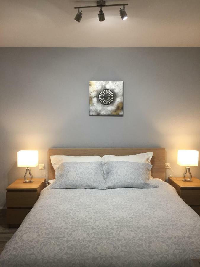 Luxury Beachfront Apartment In Benalmadena Costa Екстериор снимка