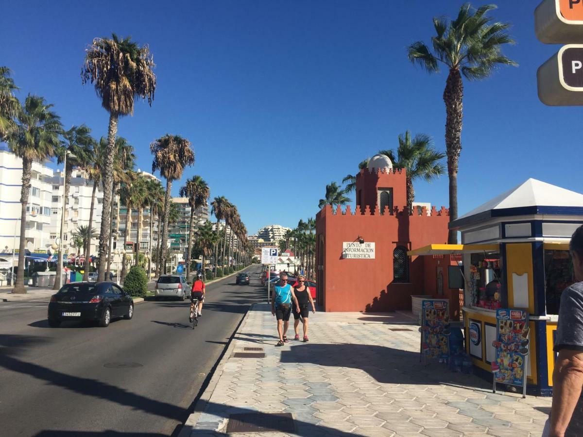 Luxury Beachfront Apartment In Benalmadena Costa Екстериор снимка