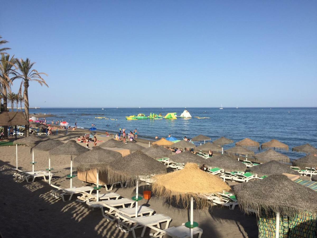 Luxury Beachfront Apartment In Benalmadena Costa Екстериор снимка
